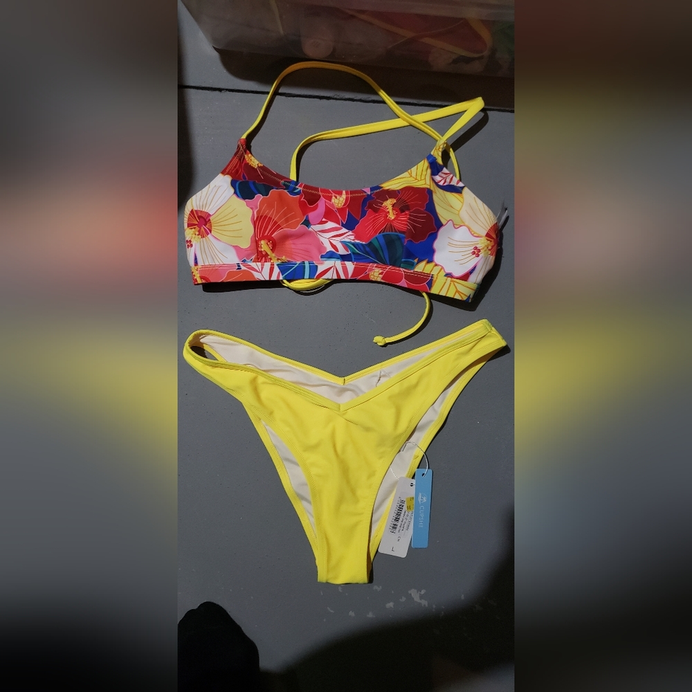 NWT-swimsuit